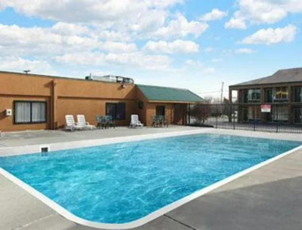 Knights Inn Roanoke hotel detail image 4