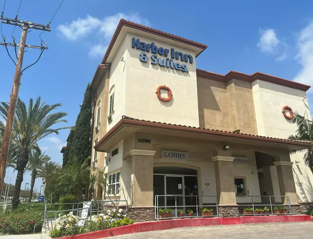 Harbor Inn & Suites hotel detail image 3