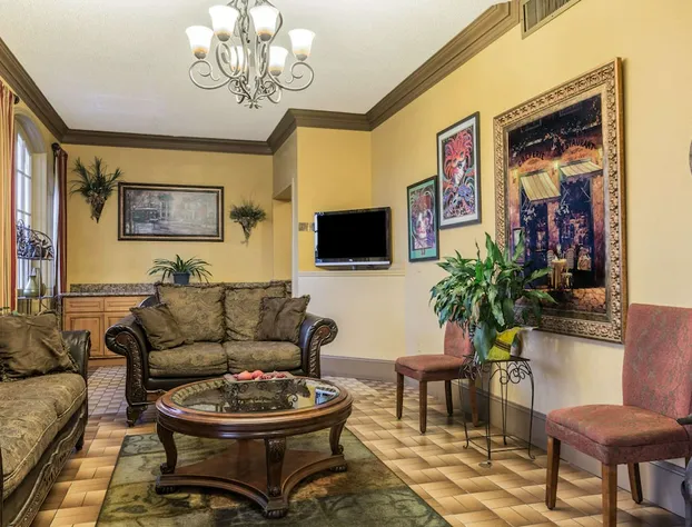 Super 8 by Wyndham New Orleans hotel detail image 2