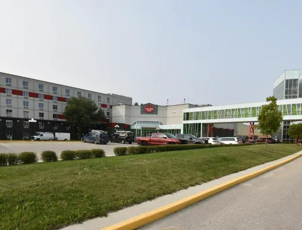 Canad Inns Destination Centre Club Regent Casino Hotel hotel detail image 1