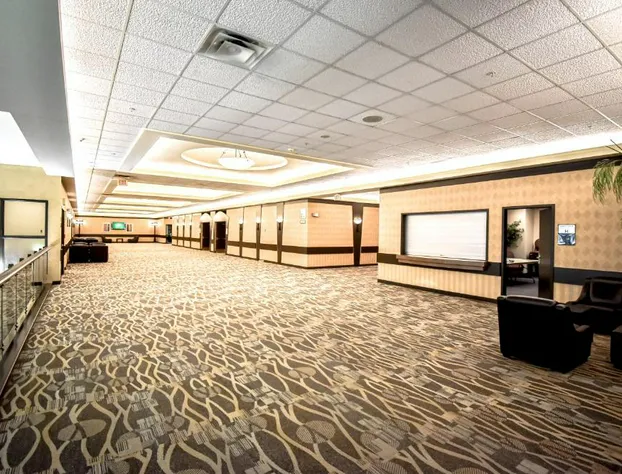 Canad Inns Destination Centre Club Regent Casino Hotel hotel detail image 2