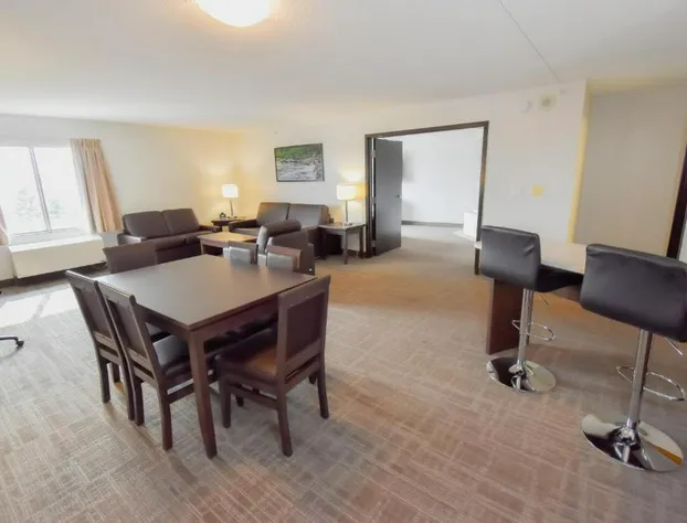 Canad Inns Destination Centre Club Regent Casino Hotel hotel detail image 3