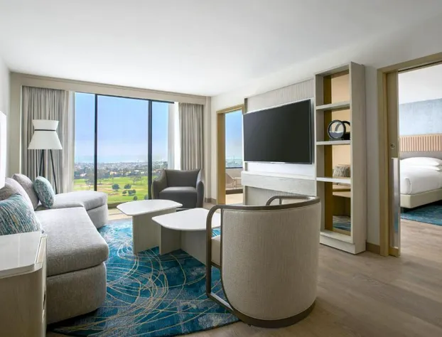 VEA Newport Beach, A Marriott Resort & Spa hotel detail image 4