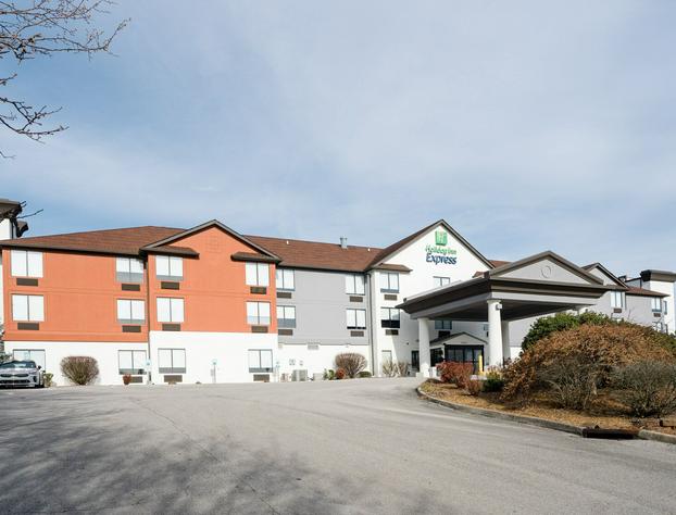 Holiday Inn Express & Suites Knoxville-North-I-75 Exit 112 by IHG hotel detail image 4