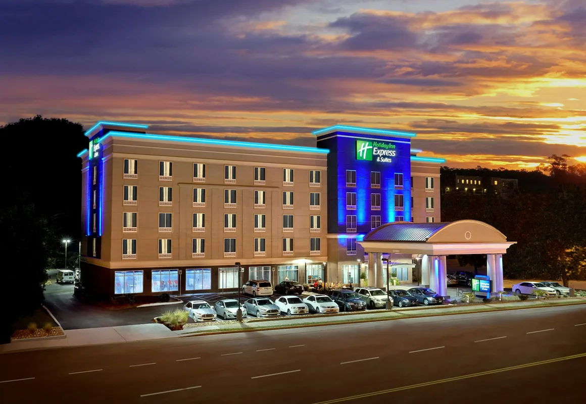Holiday Inn Express Hotel & Suites Knoxville West -Papermill by IHG hotel hero