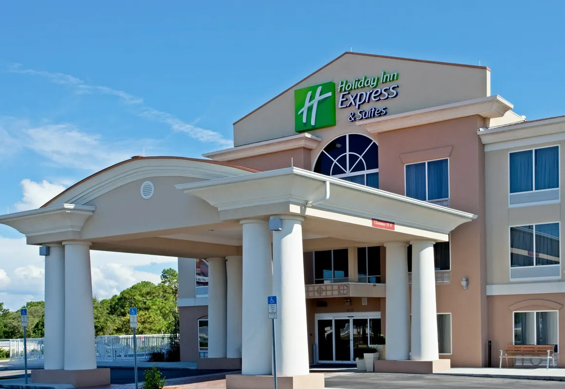Holiday Inn Express Hotel & Suites Brooksville West by IHG hotel hero