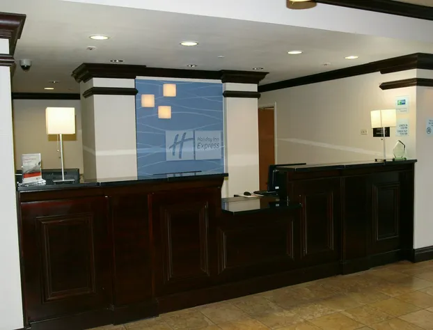 Holiday Inn Express Hotel & Suites Brooksville West by IHG hotel detail image 4