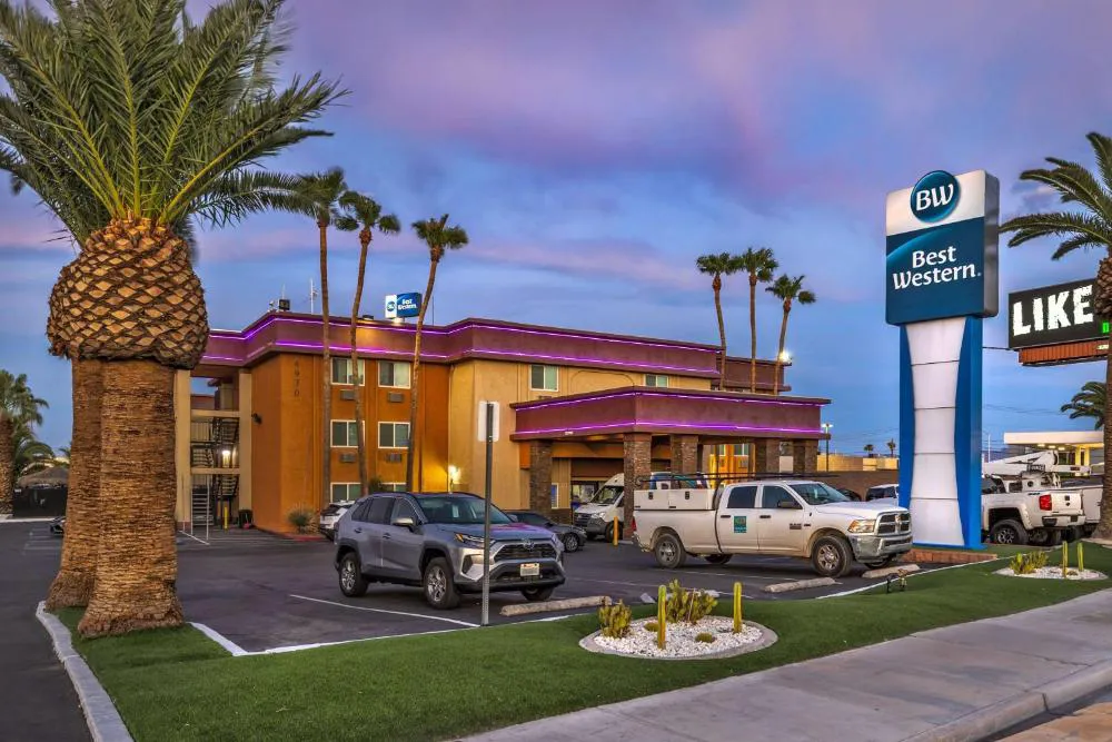Best Western McCarran Inn hotel hero