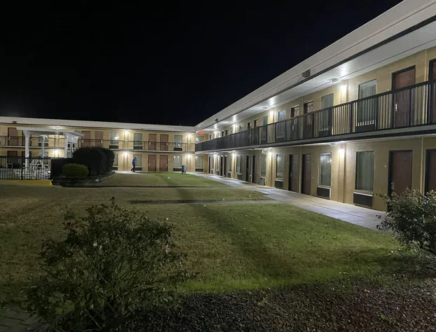 Quality Inn Elizabeth City near University hotel detail image 2