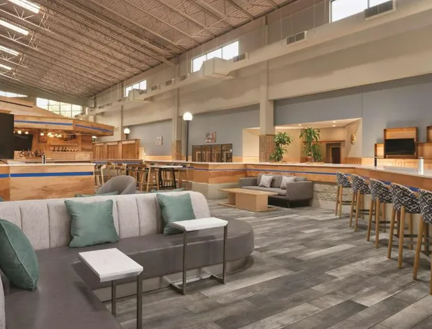 Wyndham Garden Conference Center Champaign/Urbana hotel detail image 3