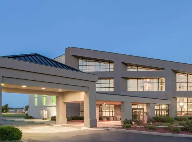 Wyndham Garden Conference Center Champaign/Urbana hotel detail image 1