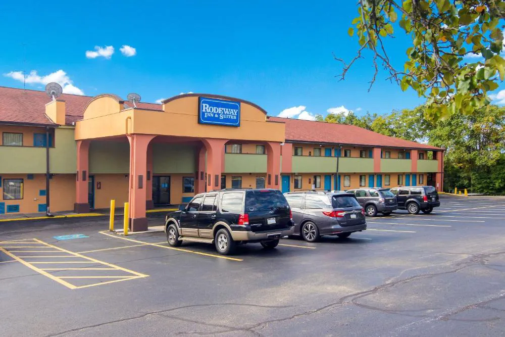 Rodeway Inn & Suites Monroeville - Pittsburgh hotel hero