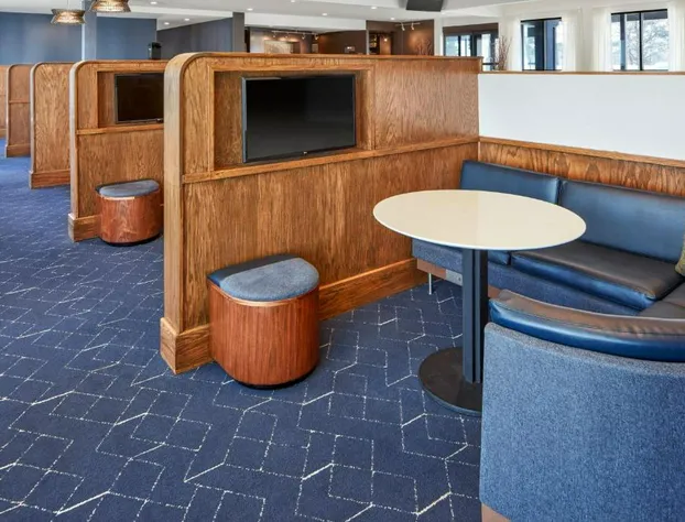Courtyard by Marriott Columbus Dublin hotel detail image 1