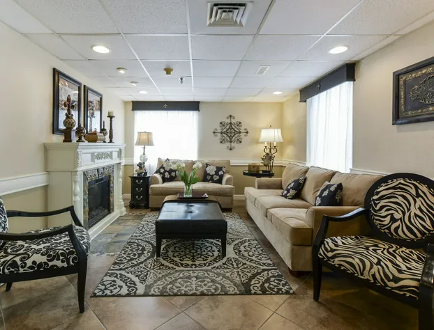 Grand View Inn and Suites hotel detail image 3