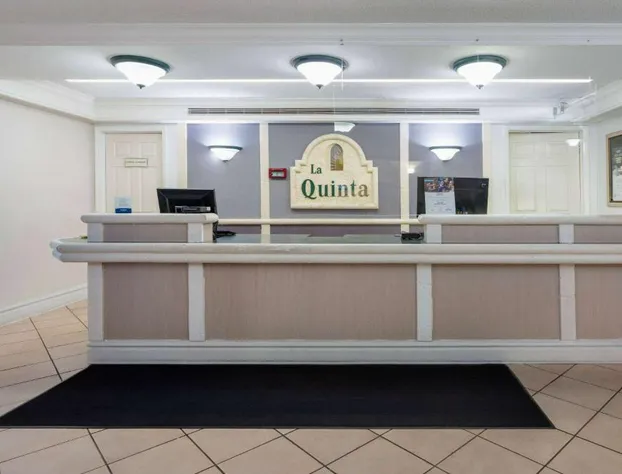 La Quinta Inn by Wyndham Pensacola hotel detail image 2