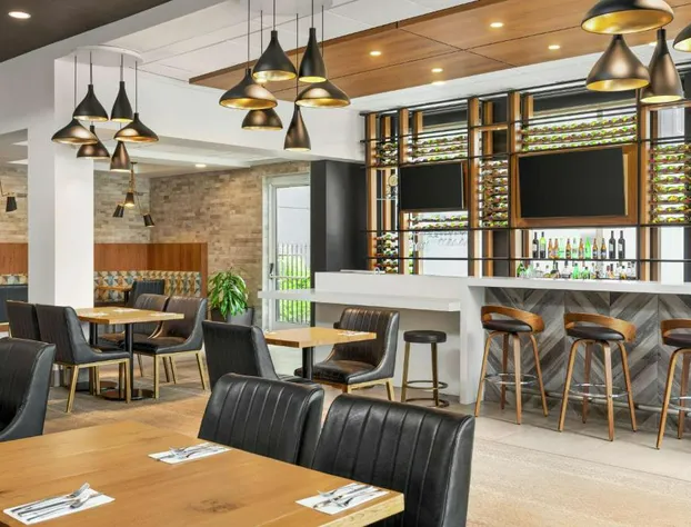 Hilton Garden Inn Kitchener/Cambridge hotel detail image 4