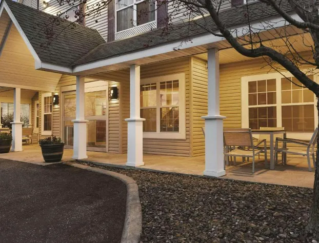 Country Inn & Suites by Radisson, Forest Lake, MN hotel detail image 1