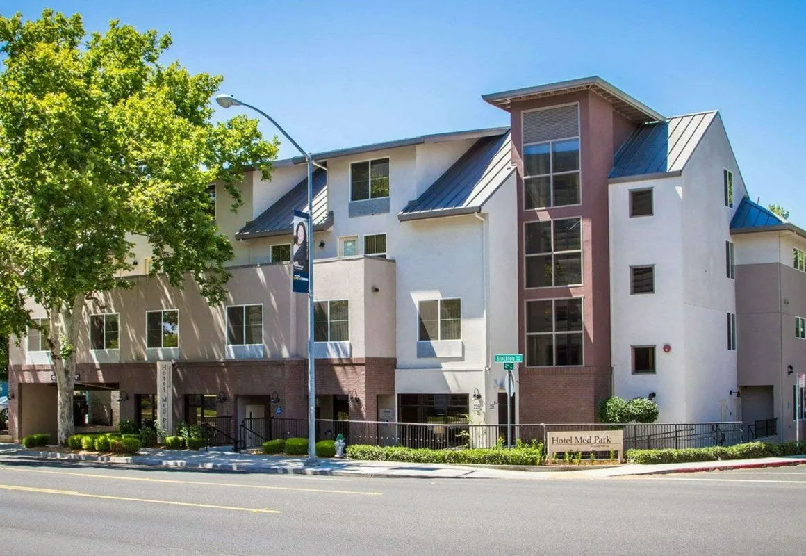 Hotel Med Park, an Ascend Collection Hotel hotel hero