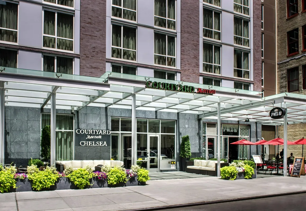 Courtyard by Marriott New York Manhattan / Chelsea hotel hero