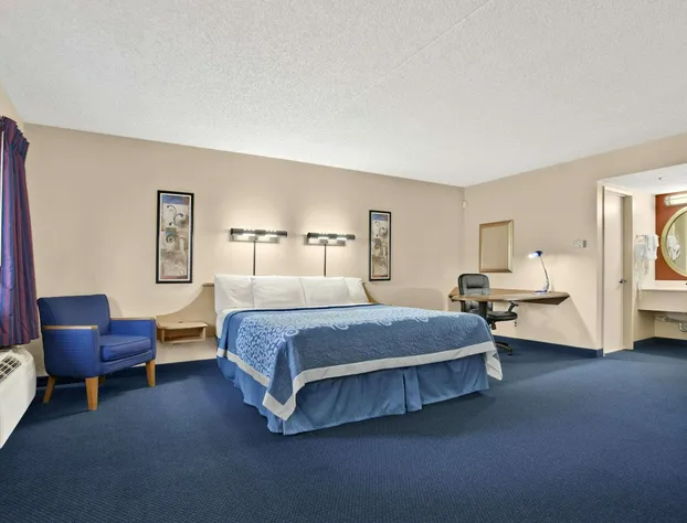 Days Inn by Wyndham Buena Park hotel detail image 4