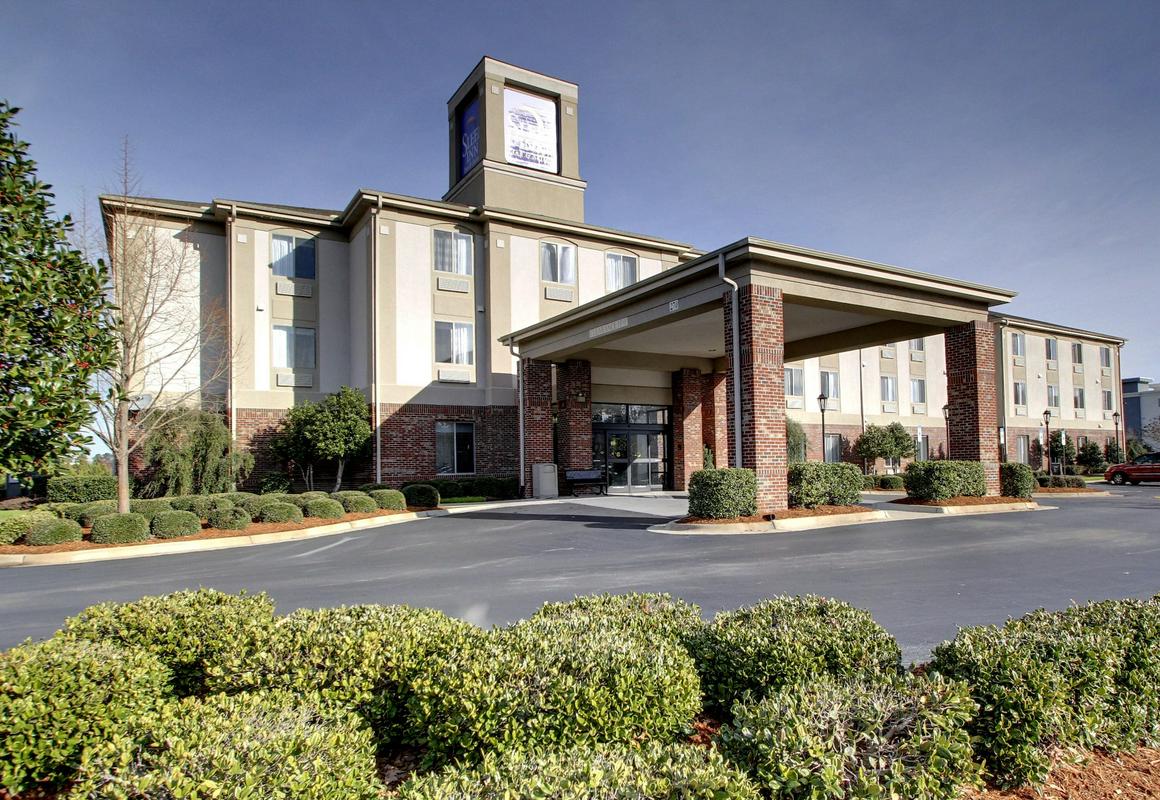 Sleep Inn & Suites Smithfield near I-95 hotel hero