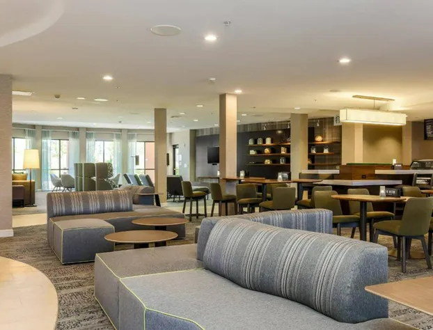 Courtyard Roseville Galleria Mall/Creekside Ridge Drive hotel detail image 3