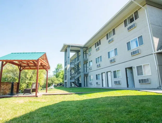 Riverland Inn & Suites hotel detail image 4