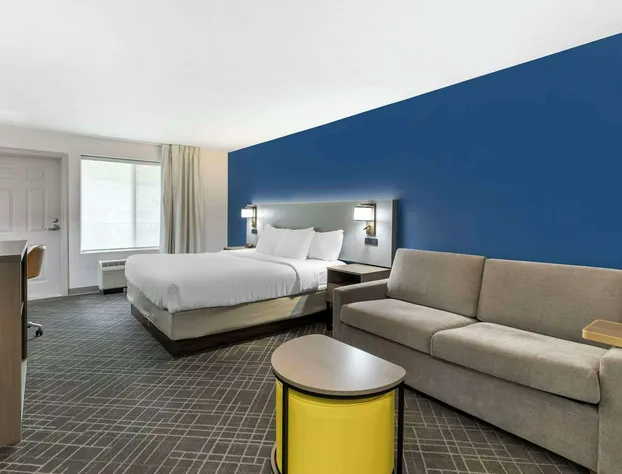 Comfort Inn & Suites Glenwood Springs On The River hotel detail image 4