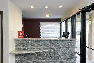 Red Roof Inn Bakersfield hotel detail image 2