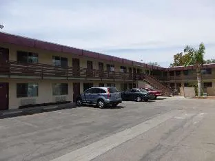 Red Roof Inn Bakersfield hotel detail image 1