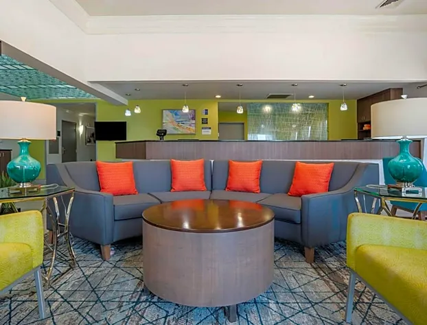 Best Western Carlton Suites hotel detail image 4