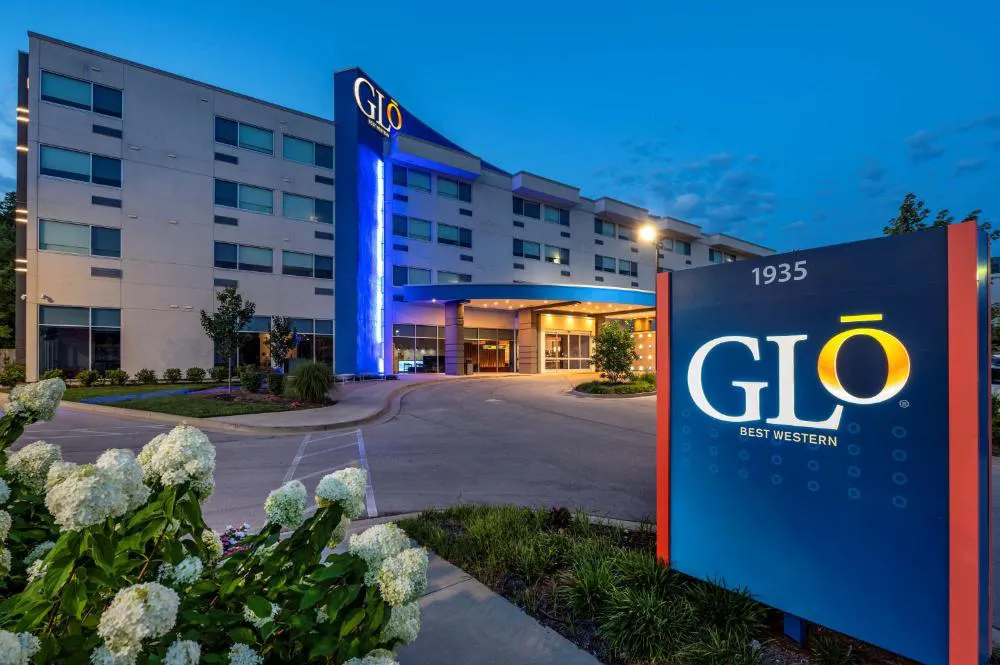 GLō Best Western Lexington hotel hero