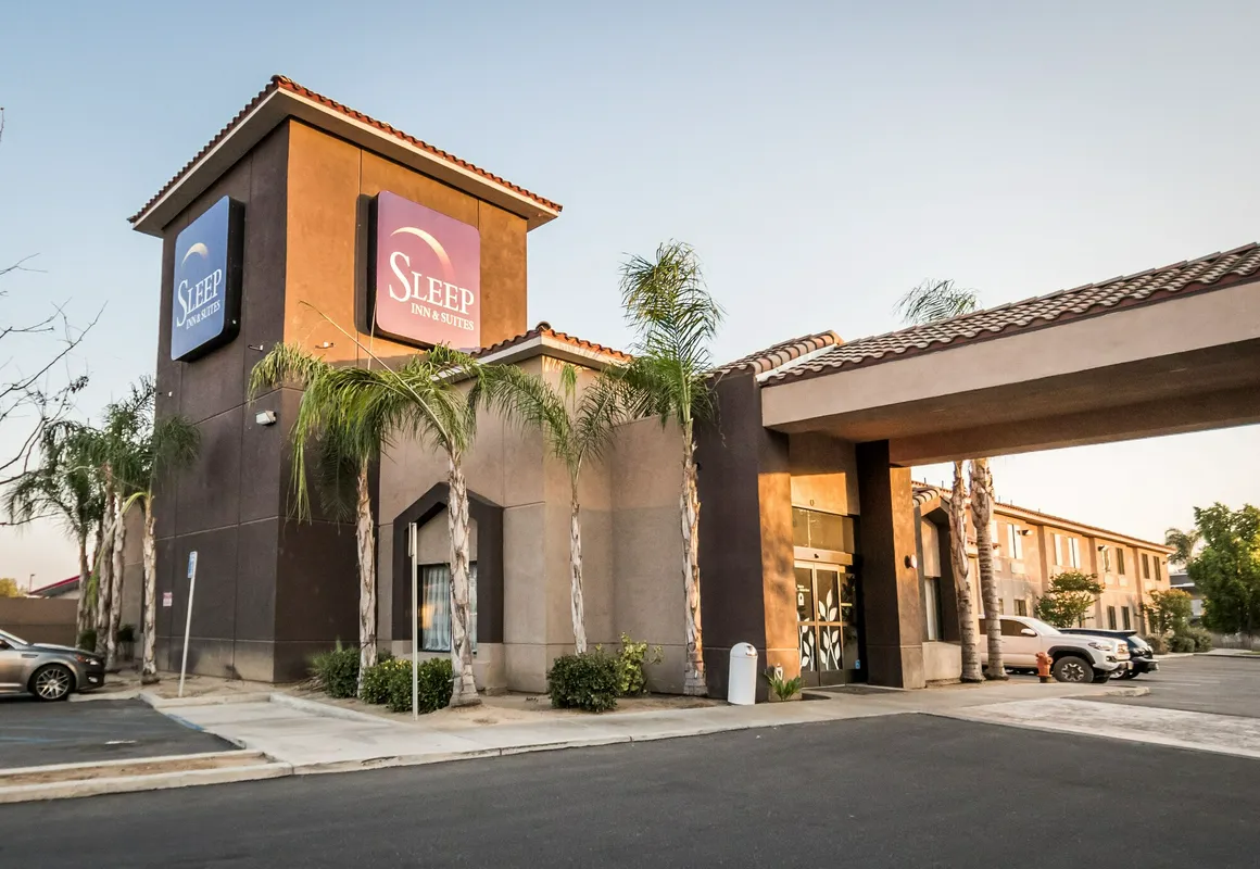 Sleep Inn & Suites Bakersfield North hotel hero