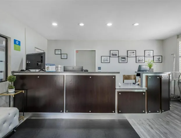 SureStay Hotel by Best Western Beverly Hills West LA hotel detail image 3