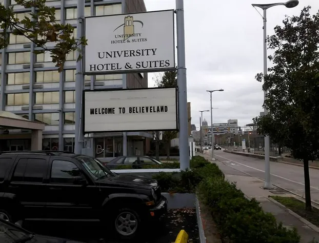 University Hotel And Suites hotel detail image 3