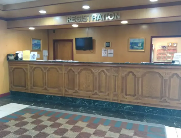 University Hotel And Suites hotel detail image 4