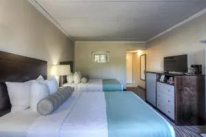 The Breakers Hotel & Suites hotel detail image 2