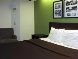 Rodeway Inn Albany South hotel detail image 2