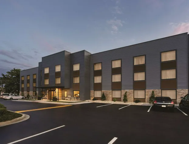 Country Inn & Suites by Radisson, Savannah Midtown, GA hotel detail image 2