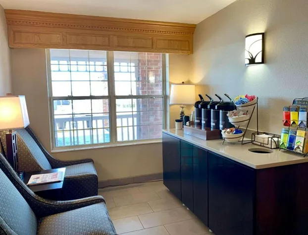 Country Inn & Suites by Radisson Kenosha - Pleasant Prairie hotel detail image 3