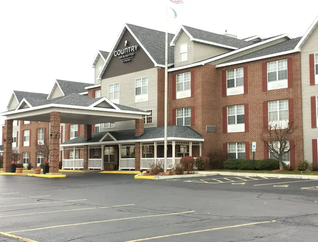 Country Inn & Suites by Radisson Kenosha - Pleasant Prairie hotel detail image 1