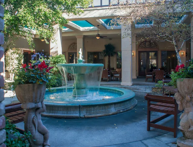 Anaheim Majestic Garden Hotel hotel detail image 2