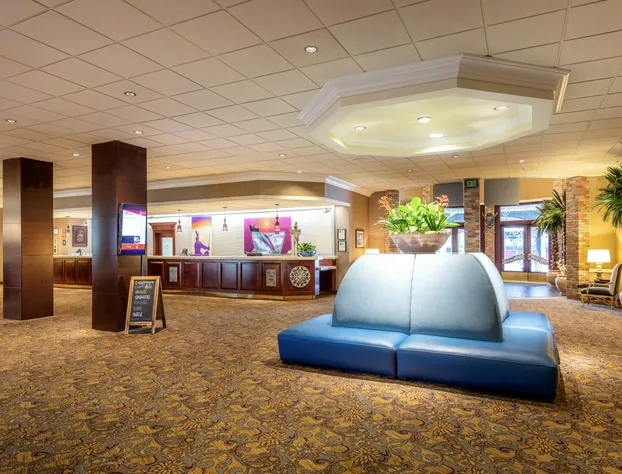 Anaheim Majestic Garden Hotel hotel detail image 4