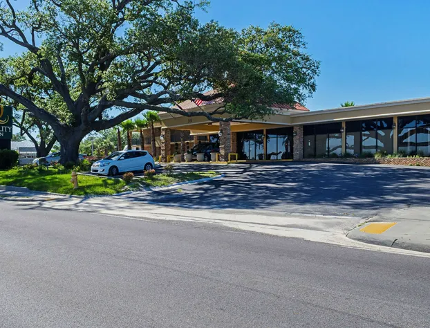 Quality Inn Biloxi Beach hotel detail image 2