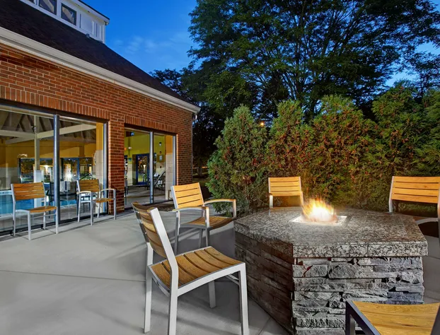 Homewood Suites by Hilton Chicago-Lincolnshire hotel detail image 2