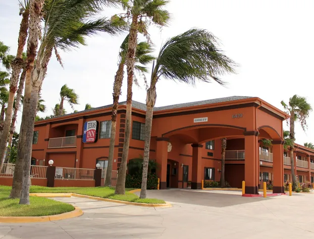 Texas Inn and Suites McAllen at La Plaza Mall and Airport hotel detail image 1