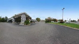 Days Inn by Wyndham Columbus Fairgrounds hotel detail image 2