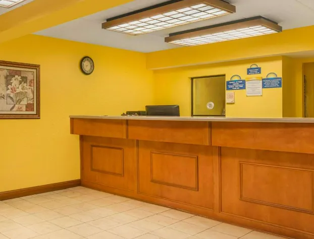 Days Inn by Wyndham Columbus Fairgrounds hotel detail image 3