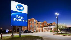 Best Western Lockhart Hotel & Suites hotel hero