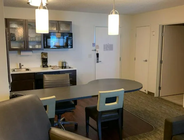 Candlewood Suites Fargo-N. Dakota State University by IHG hotel detail image 2
